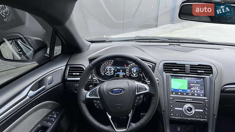 Седан Ford Fusion 2016 в Киеве