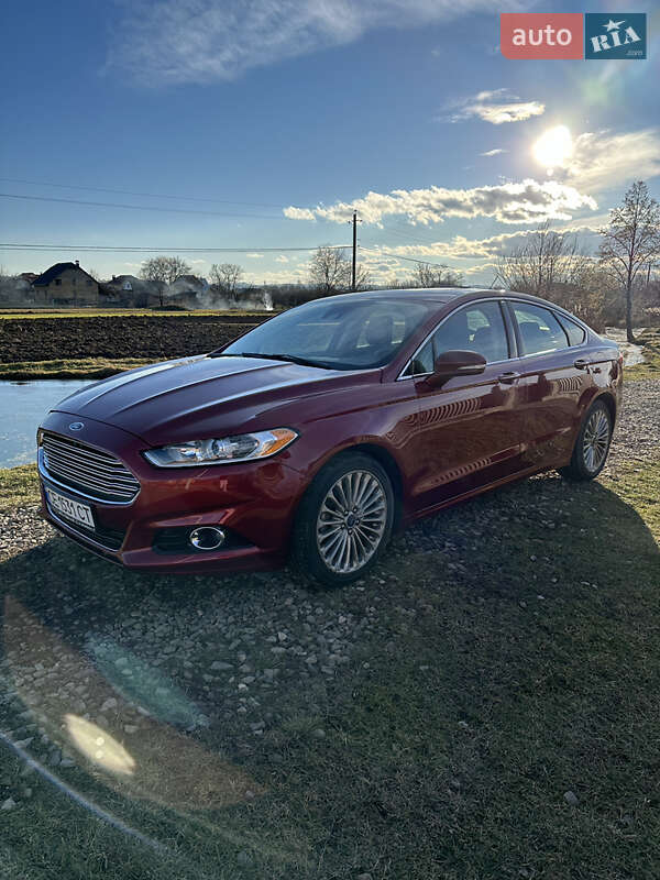 Седан Ford Fusion 2014 в Чернівцях