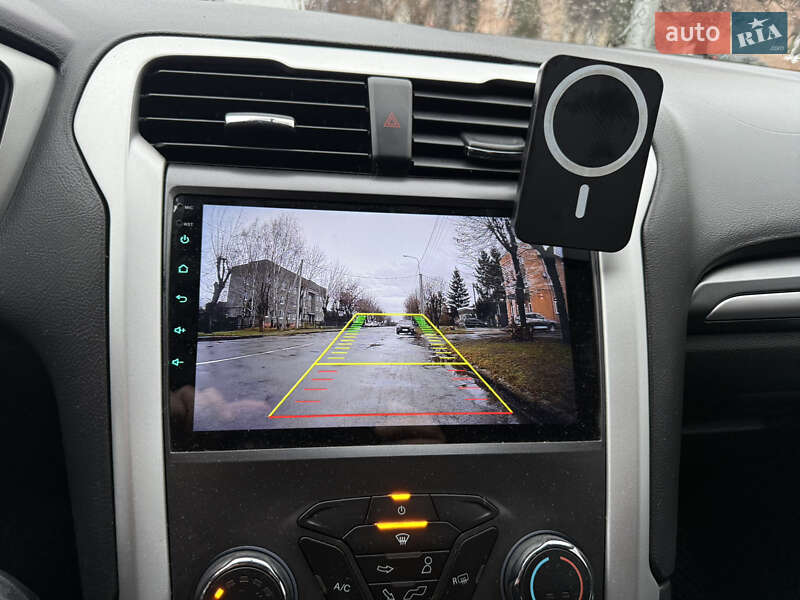 Седан Ford Fusion 2015 в Ковелі