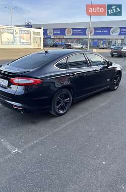 Седан Ford Fusion 2015 в Полтаві