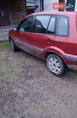 Хэтчбек Ford Fusion 2007 в 