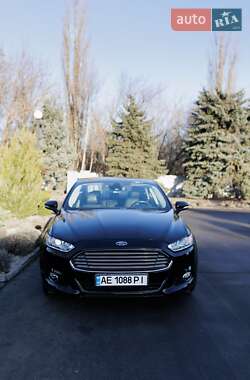 Седан Ford Fusion 2015 в Павлограде