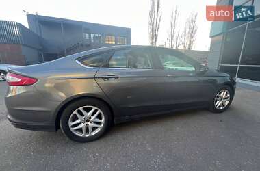 Седан Ford Fusion 2014 в Одесі