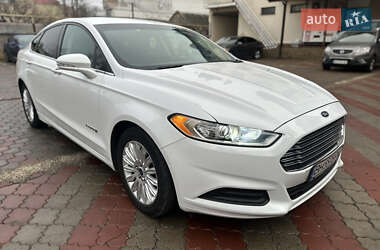 Седан Ford Fusion 2014 в Одесі