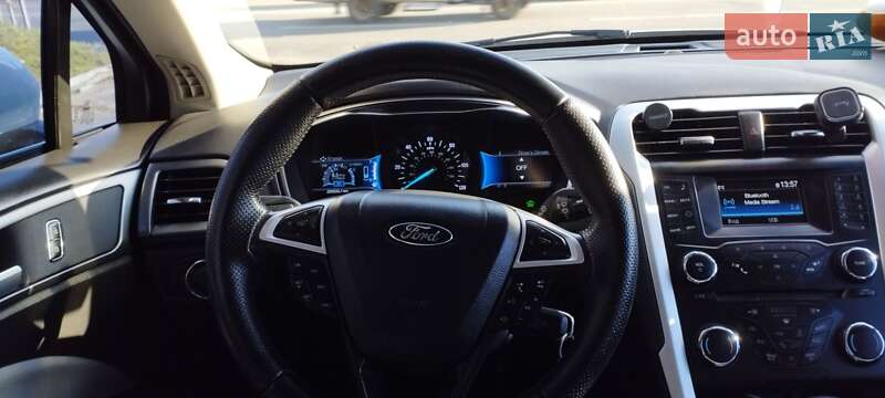 Седан Ford Fusion 2014 в Днепре