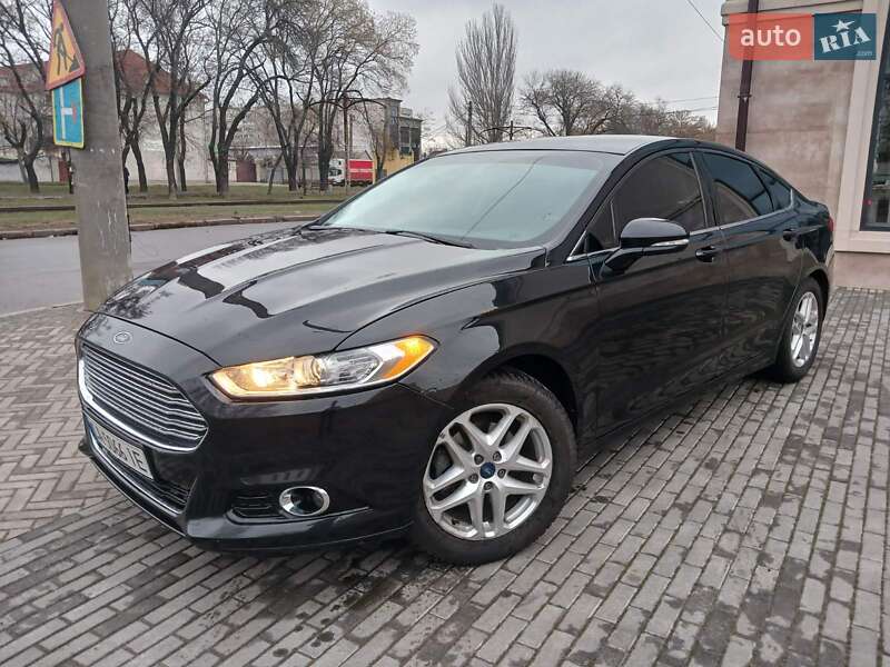 Седан Ford Fusion 2013 в Миколаєві