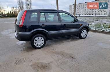 Хэтчбек Ford Fusion 2009 в 