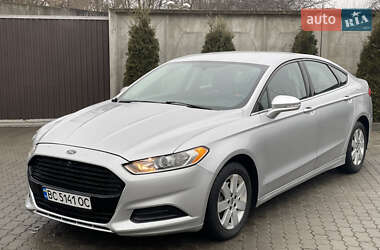 Седан Ford Fusion 2014 в Сарнах