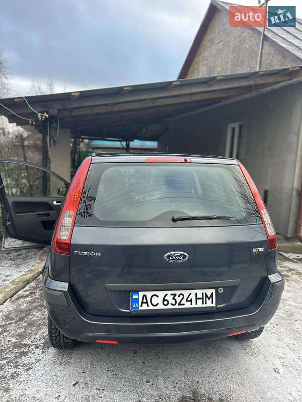 Седан Ford Fusion 2008 в Луцьку