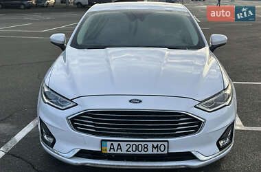 Седан Ford Fusion 2019 в Києві