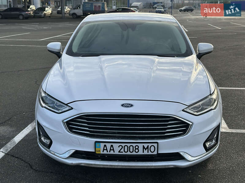 Седан Ford Fusion 2019 в Киеве