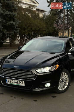 Седан Ford Fusion 2016 в 