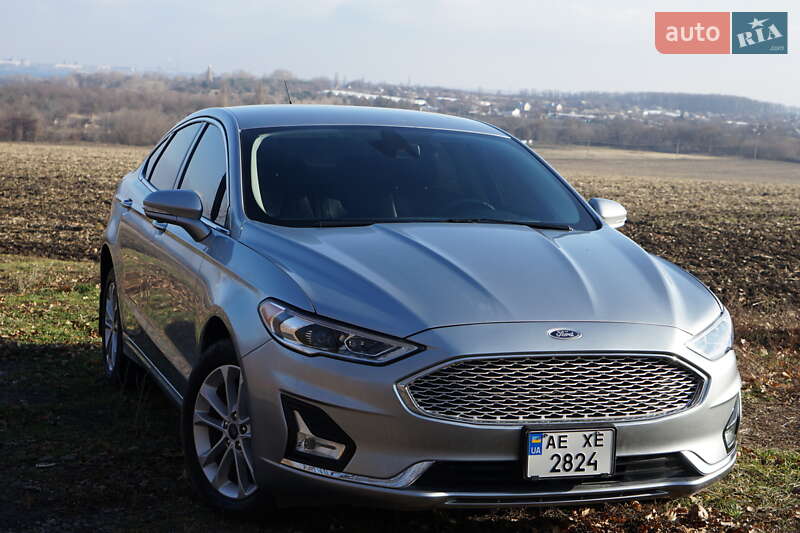Седан Ford Fusion 2020 в Верхньодніпровську