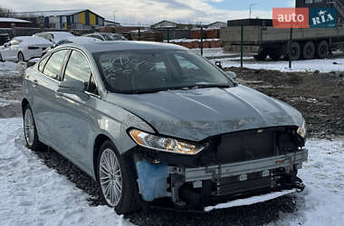 Седан Ford Fusion 2014 в Львове