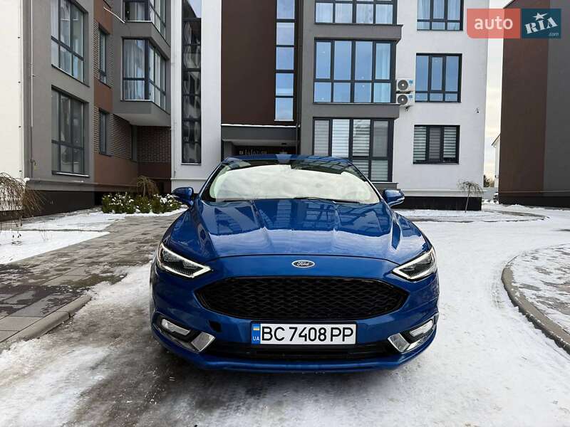 Седан Ford Fusion 2016 в 