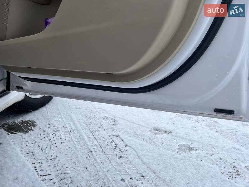 Седан Ford Fusion 2012 в Умані фото 9 Седан Ford Fusion 2012 в Умані