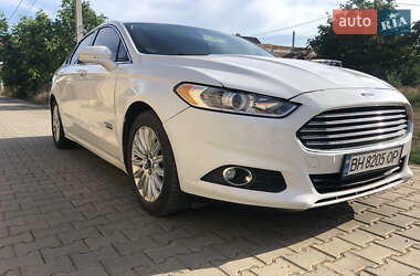 Седан Ford Fusion 2014 в 