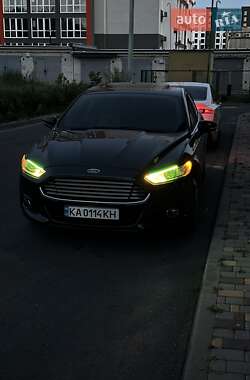 Седан Ford Fusion 2015 в Чернігові