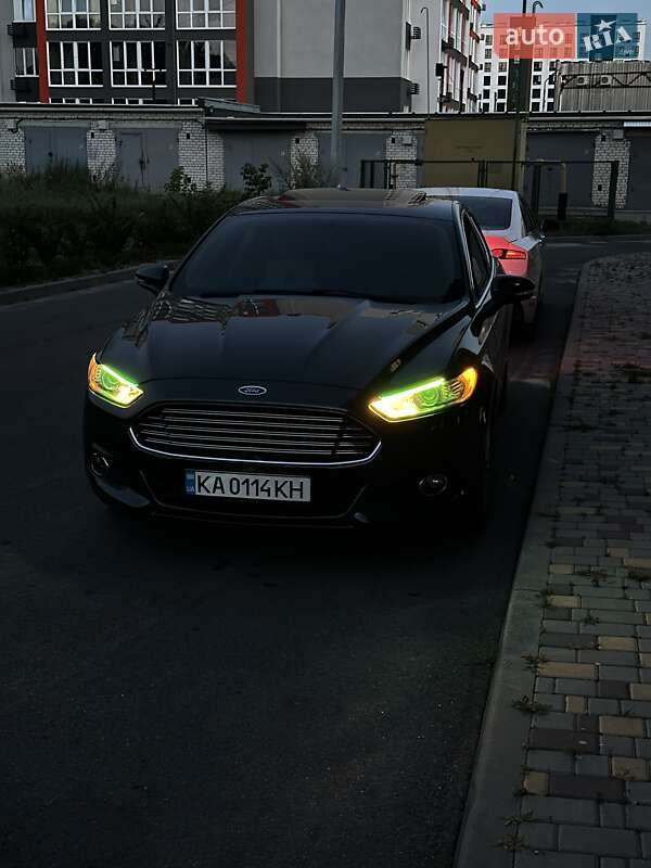 Ford Fusion 2015