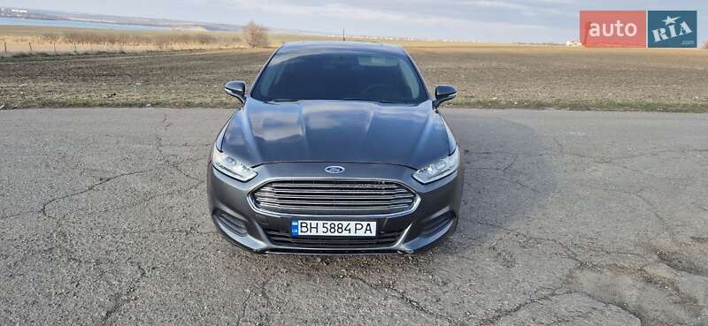 Седан Ford Fusion 2016 в Новой Дофиновке