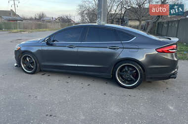 Седан Ford Fusion 2015 в Одесі