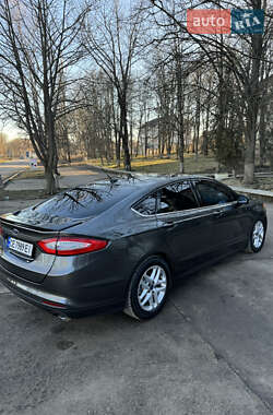 Седан Ford Fusion 2015 в Кицмани