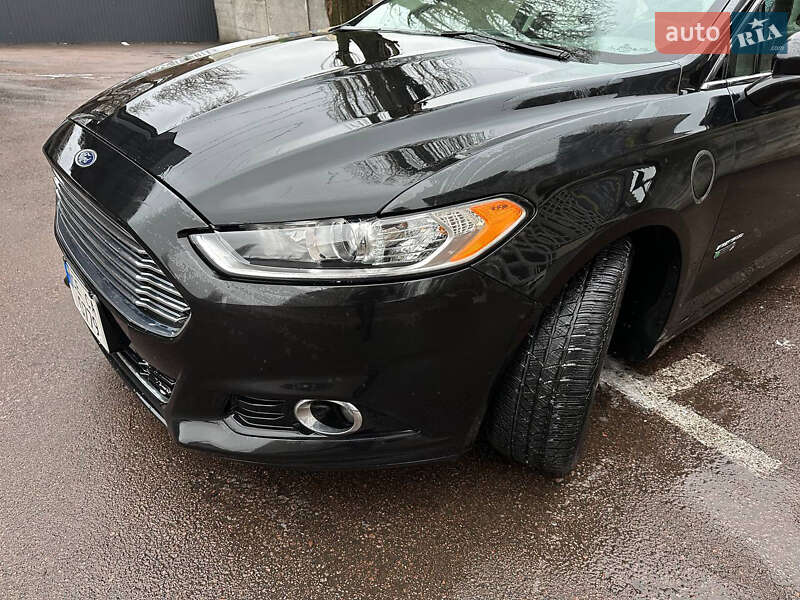 Ford Fusion 2014