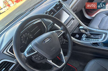 Седан Ford Fusion 2013 в Житомирі