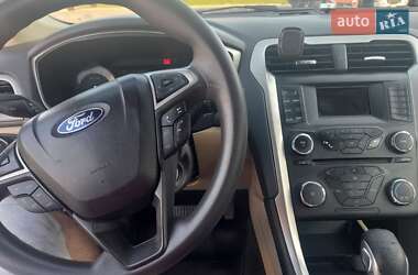 Седан Ford Fusion 2014 в Львове