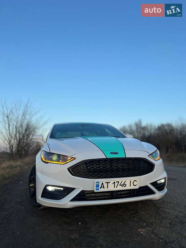 Седан Ford Fusion 2019 в Івано-Франківську