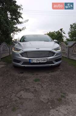 Седан Ford Fusion 2018 в 