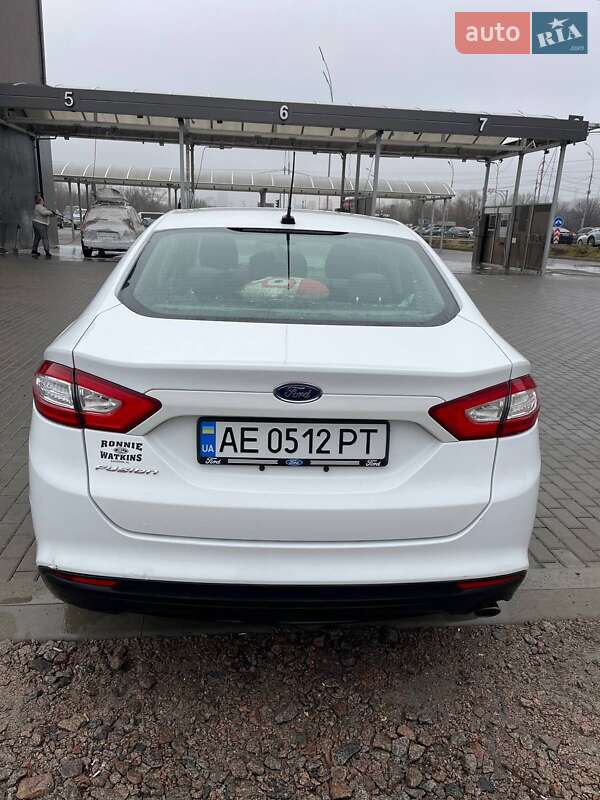 Седан Ford Fusion 2013 в Киеве