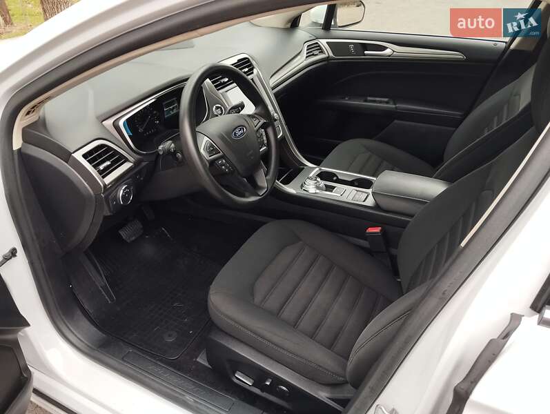 Седан Ford Fusion 2018 в Запорожье