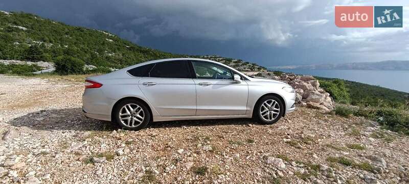 Седан Ford Fusion 2013 в Киеве фото 9 Седан Ford Fusion 2013 в Киеве