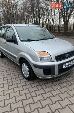 Хэтчбек Ford Fusion 2005 в Миргороде