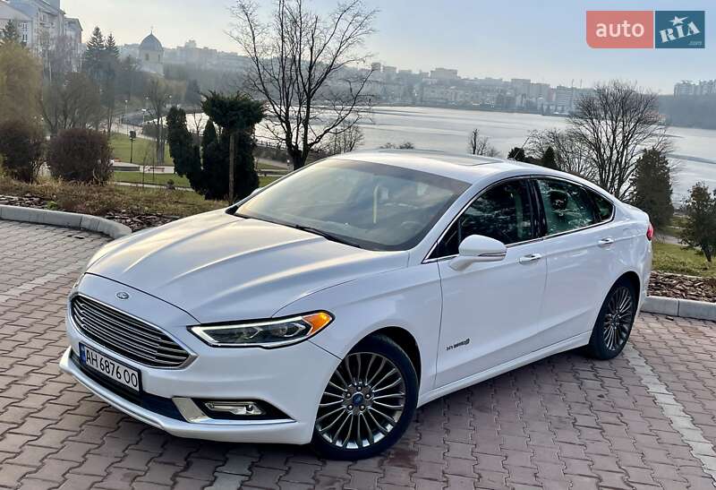 Седан Ford Fusion 2016 в Тернополе