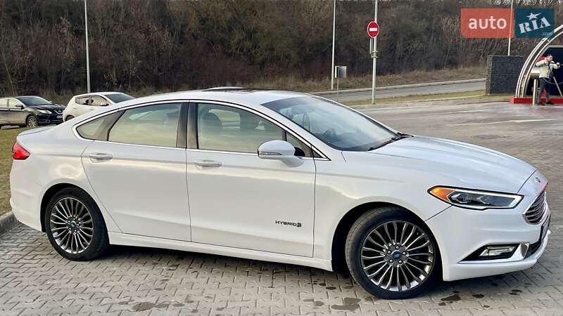 Седан Ford Fusion 2016 в Тернополе