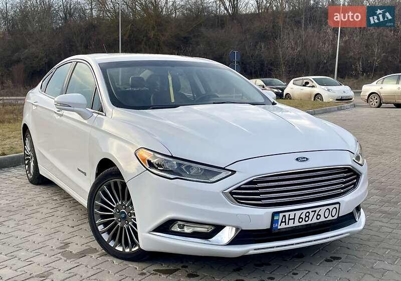 Седан Ford Fusion 2016 в Тернополе