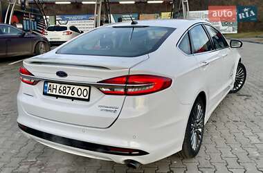 Седан Ford Fusion 2016 в 