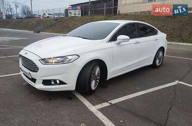 Седан Ford Fusion 2015 в Виннице