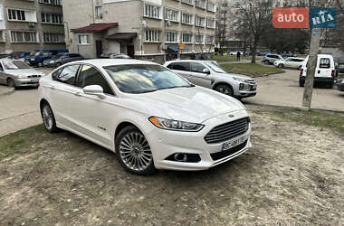 Седан Ford Fusion 2014 в 