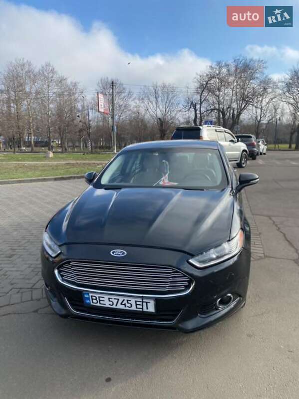 Седан Ford Fusion 2014 в Миколаєві