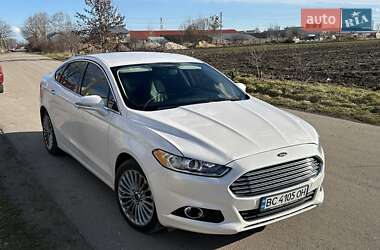 Седан Ford Fusion 2016 в Львове