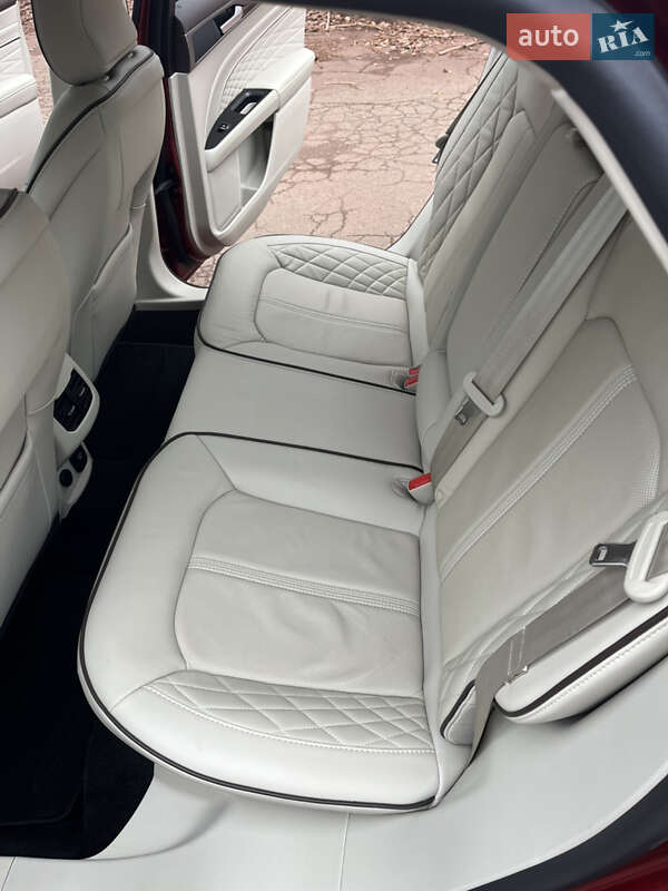 Седан Ford Fusion 2017 в Кривом Роге