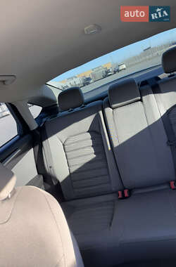 Седан Ford Fusion 2016 в 