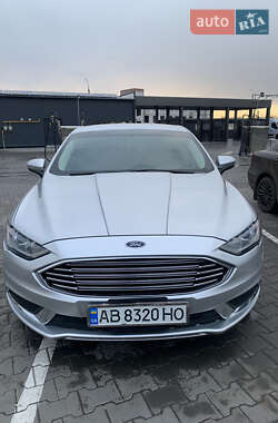 Седан Ford Fusion 2018 в 