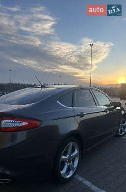 Седан Ford Fusion 2015 в Києві