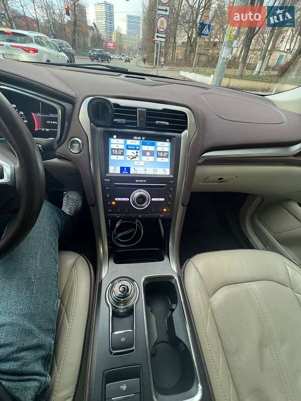 Седан Ford Fusion 2016 в Киеве