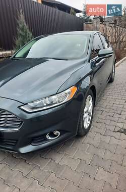 Седан Ford Fusion 2015 в Виннице