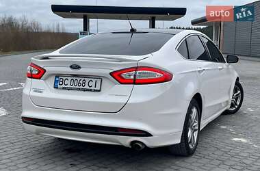 Седан Ford Fusion 2015 в 